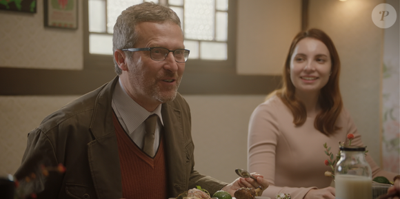 Em 'Gostinho de Amor', o ator vive Mathieu, um empresário que vai em um jantar de noivado no restaurante de Mo Yeon-joo