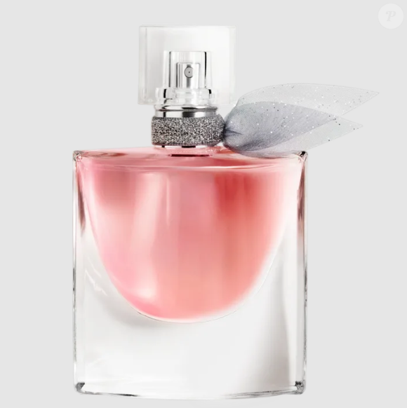 Perfume La Vie Est Belle, na versão tradicional, é um dos mais elogiados pelas mulheres vaidosas ao redor do Brasil e do mundo.