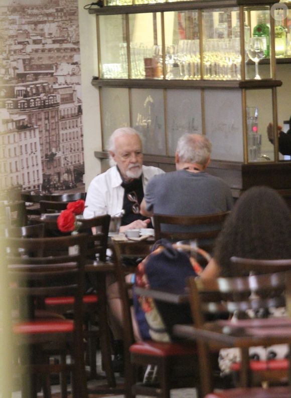 Ney Latorraca contou: 'O Edi virou praticamente um médico, e percebi que temos muito mais que um caso de amor, estamos unidos para toda a vida', disse.