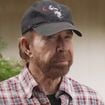 'Discurso cheio de ameaças e ofensas': há 22 anos, Chuck Norris revelou detalhes chocantes de traumas com o pai viciado em álcool