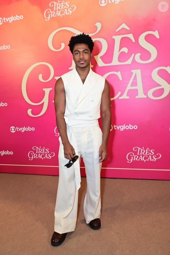 Poucos sabem que Guthierry Sotero tem 'apenas' 1,68m de altura