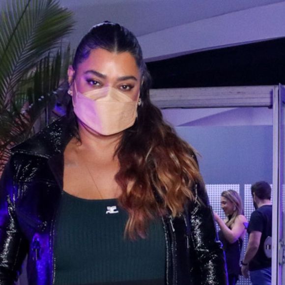 Câncer de Preta Gil apresenta metástase desde agosto de 2024 e cantora já passou por cirurgia para retirada do reto