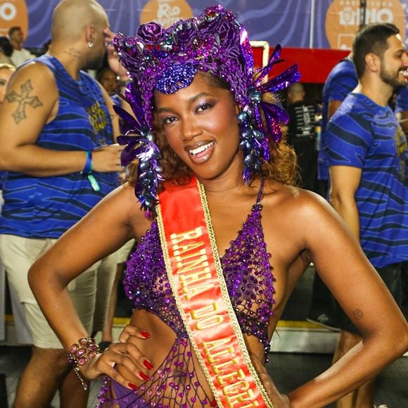 Iza estava solteira desde o fim do relacionamento com Yuri Lima, com quem tem uma filha chamada Nala