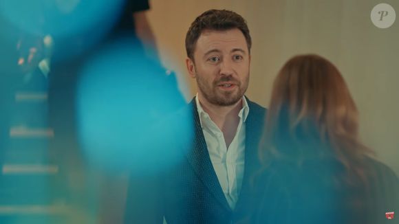 Novela turca 'Leke' ('Amor e Honra') é estrelada por Burak Sevinc (foto), Kerin Tuna Kaba e Melis Sezen