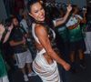 Gracyanne Barbosa teria se recusado a receber oficial de Justiça em sua mansão, de acordo com a profissional