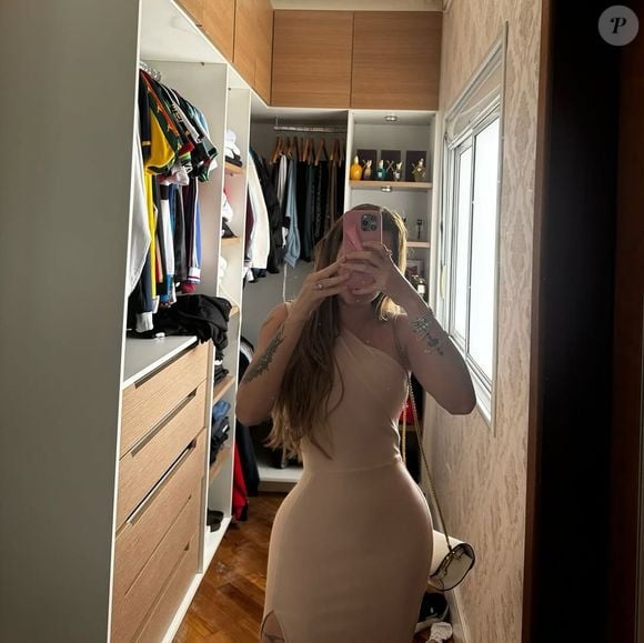 Após polêmica com Neymar, Any Awada aparece em clima íntimo com MC Tuto