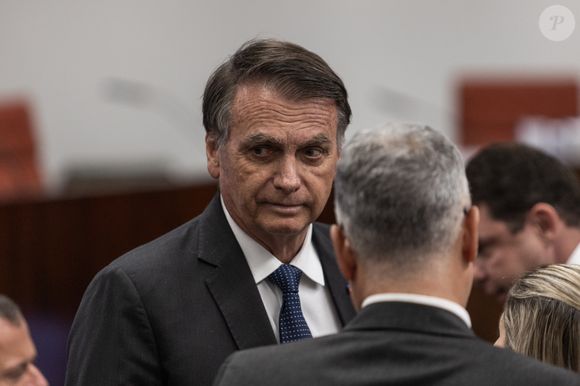 Jair Bolsonaro mora em um condomínio de luxo no bairro Jardim Botânico, em Brasília