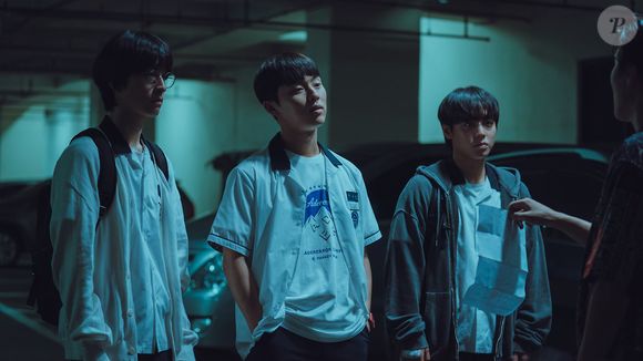 'Classe dos Heróis Fracos' está fazendo enorme sucesso na Netflix e já tem segunda temporada confirmada