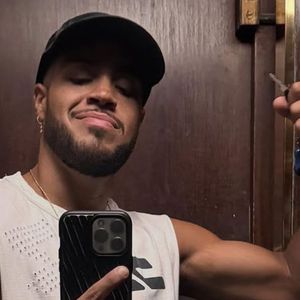 Antes e depois de Francisco Gil: com 35 kg a menos, filho de Preta Gil impressiona com corpo SUPER definido em foto sem camisa