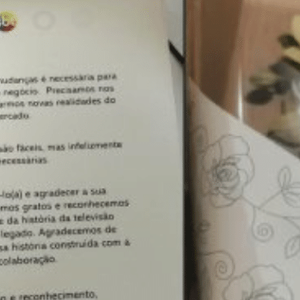 Diretoria do SBT enviou flores da mesma empresa para os funcionários demitidos na época