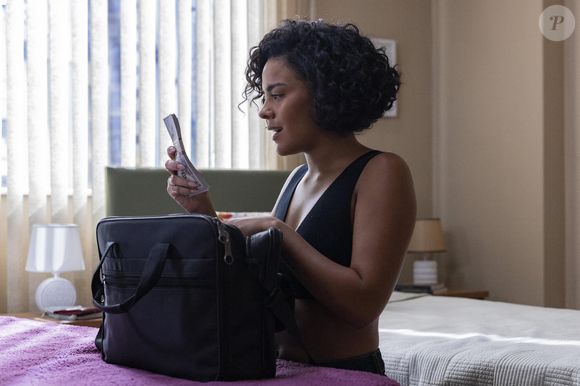 A filha de Raquel (Taís Araújo) poderia usar o boneco como ferramenta para seus trabalhos como influencer.