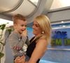 Ana Hickmann publicou uma homenagem ao filho, Alezinho, que completou 12 anos neste sábado (07)