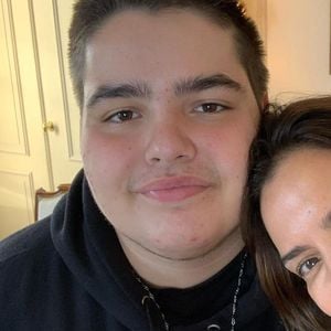 Seu filho mais velho, João Silva, realizou uma cirurgia bariátrica em 2020, aos 16 anos, e perdeu cerca de 80 kg, sendo que já chegou a pesar 150 kg