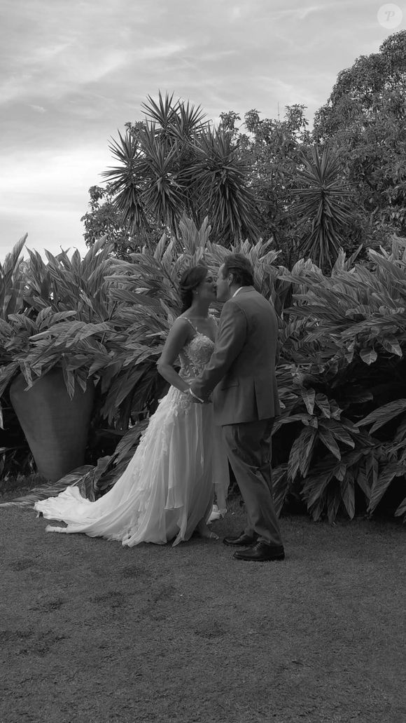 O casamento de Adriana Birolli e Ivan Zettel aconteceu neste domingo, 28 de setembro de 2025