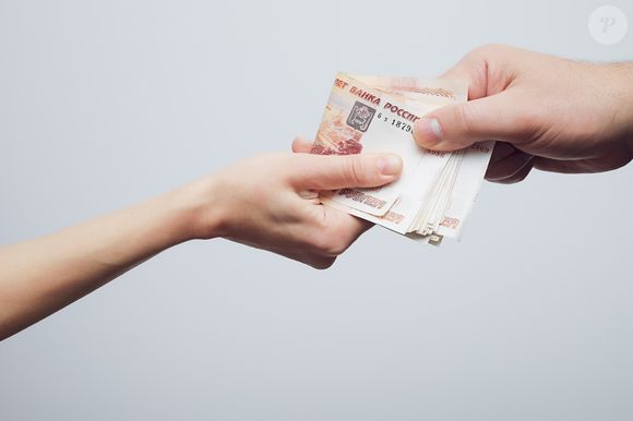 Simpatias financeiras: 4 rituais simples vão te ajudar a ter mais dinheiro antes de 2026. Veja na matéria!