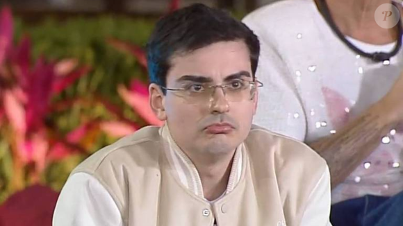 Dudu Camargo está no topo da preferência do público da Enquete UOL