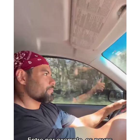 Já nas redes sociais de Pedro Andrade, fãs apontaram que Sandy aparece o filmando em um vídeo no carro