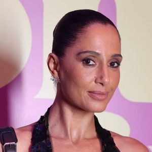 O segredo da pele de Camila Pitanga: sem botox e harmonização, atriz trata a pele com estímulo de colágeno