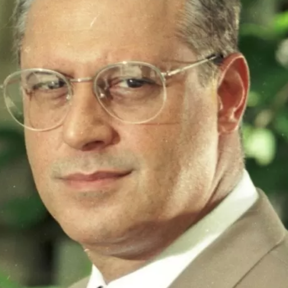 Em 'A Viagem', o personagem de Otávio Jordão (Antonio Fagundes) sofre com um câncer, mas não é esta doença que tira a sua vida.