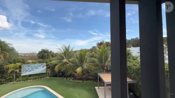 Zé Felipe mora em condomínio de luxo com piscina de LED