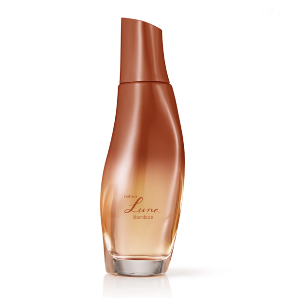 Perfume parecido com La Vie Est Belle: Luna Liberdade.