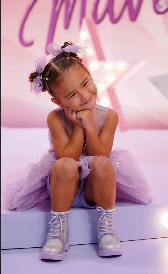 Filha de Neymar e Bruna Biancardi, grávida pela 3ª vez, Mavie completou 3 anos e ganhou festa em buffet de luxo de SP: local cobra R$ 130 por pessoa a partir do 51º convidado