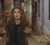 Bahar revela a Arif e Enver que o 'assalto' sofrido por Sirin foi uma farsa, na novela 'Força de Mulher' em 2 de junho de 2025, segunda-feira