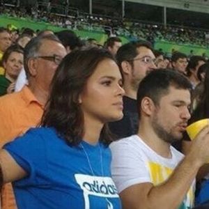 Na época, Neymar vivia uma relação conturbada com Bruna Marquezine, que assistiu o jogo no Maracanã