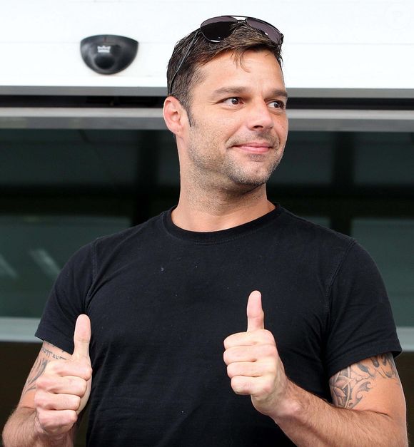 Segundo especialistas, Ricky Martin pode ter feito um combo de procedimentos estéticos