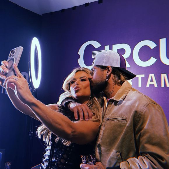 O detalhe foi revelado por Poliana Rocha, mãe de Zé Felipe