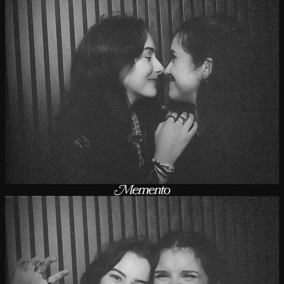 Elisa Annenberg-Paglia assumiu recentemente o namoro com a atriz norte-americana Karlie Jo Dickinson