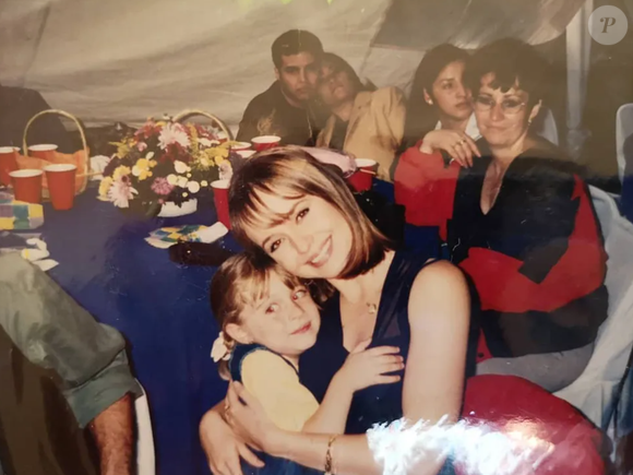 Maria Solares, intérprete de Lizete (ao lado de Gaby Spanic na foto), não seguiu na carreira de atriz.