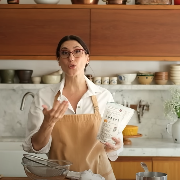 O bolo de cenoura da chef Paola Carosella será o melhor que você já comeu em toda sua vida
