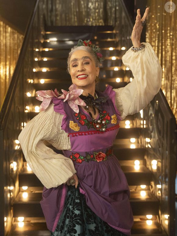 Em 'Garota do Momento' Talía (Stella Miranda) vai chegar com tudo nos próximos capítulos.