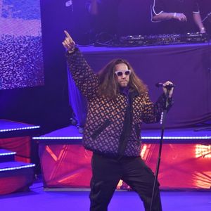 Em 'As Pequenas Grandes Coisas', Vitor Kley celebra os pequenos momentos da vida que marcam sua história