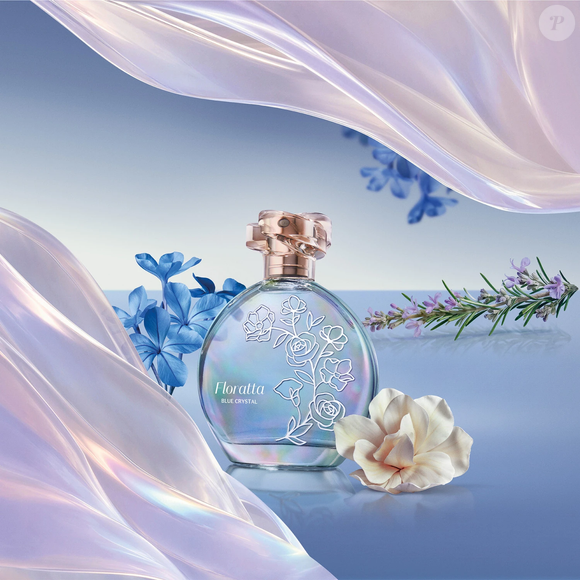 Floratta Blue Crystal, novo perfume de O Boticário, atualiza a linha lançada em 1995 com uma fragrância fresca, elegante e inspirada na tendência internacional 'laundry fragrance'
