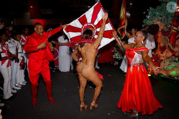 Antes de estrear como madrinha de bateria da Dragões da Real, Lexa revelou que decidiu abandonar o uso de canetas emagrecedoras e apostar em treinos para encarar o Carnaval 2026