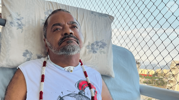 Familiares pedem para fãs de Arlindo Cruz se vestirem de branco durante velório