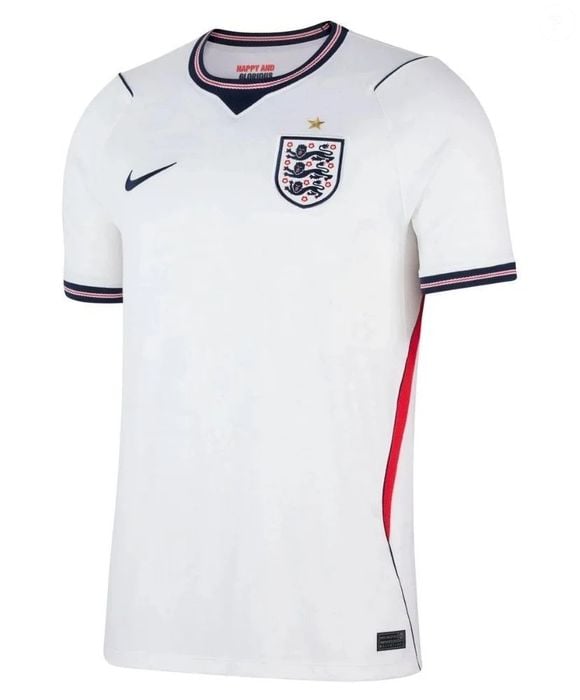 Copa 2026: time da Inglaterra recuperou itens furtados; entre eles, camisas autografadas estimadas em R$ 75 mil - foto revela a blusa do uniforme número 1 da equipe europeia