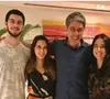 William Bonner já foi casado com Fátima Bernardes, com quem teve os filhos trigêmeos Beatriz, Laura e Vinícius.
