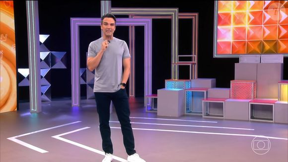 Tadeu Schmidt explicou como vão funcionar os próximos dias no 'BBB 26', com movimentação de Big Fone e Paredão em consenso