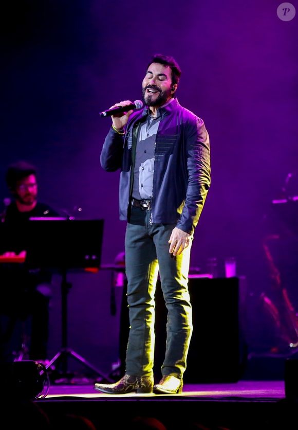 Padre Fábio de Melo se definiu como ‘um ser melancólico’ e disse que seu principal desafio é aprender a conviver com as medicações, sem que elas lhe tirem a essência