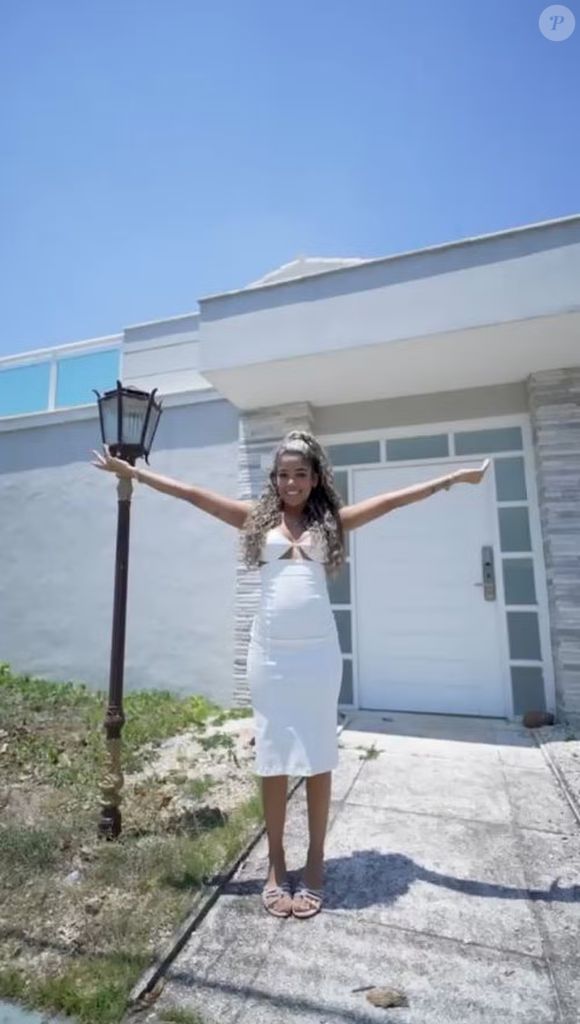 Mulher de Poze do Rodo, Vivi Noronha é acusada de receber de 'laranjas' R$ 40 mil em sua conta pessoal e R$ 858 mil em conta de sua empresa