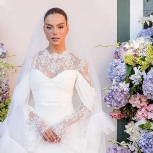 Casamento de Giovanna Lancellotti e Gabriel David: veja fotos do vestido de noiva da atriz para a celebração
