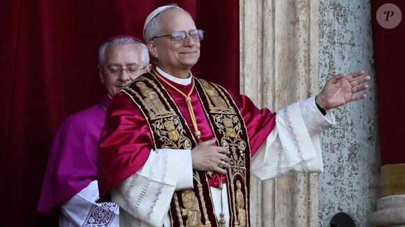 Um ano após assumir a Igreja Católica, Papa Leão XIV registra boa aprovação, porém fica atrás de Francisco em avaliação dos fiéis