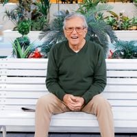 Cantor, influencer, dentista, advogado e mais: quem são os 6 filhos de Carlos Alberto de Nóbrega, dono de 'A Praça é Nossa'