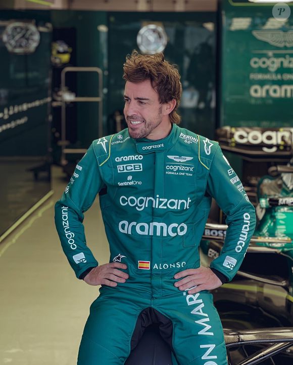 Segundo a imprensa internacional, Fernando Alonso teria pedido um aumento significativo em seu salário para ficar na Aston Martin até 2028