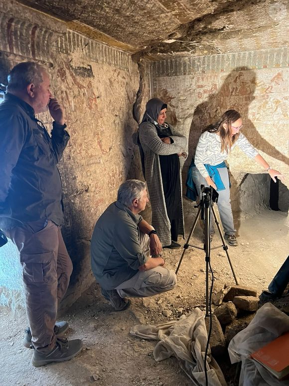 Em suas expedições, Andrea Zingarelli descobriu uma tumba de 3.500 anos pertencente a Amenmose