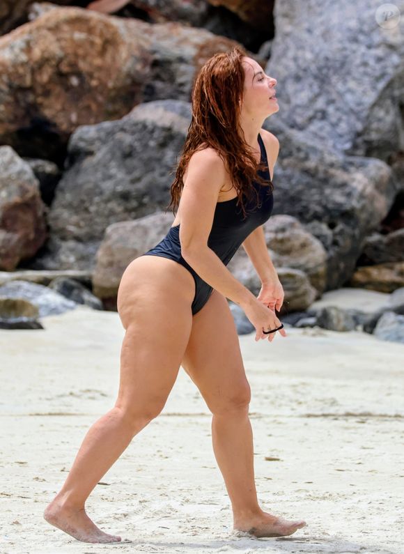 Paolla Oliveira é uma ativista pelo corpo real; atriz já se sentiu pressionada pela beleza