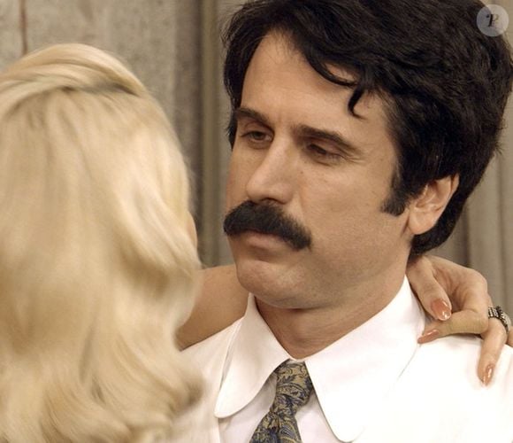 Ernesto (Eriberto Leão) ressuscita do mundo dos mortos em 'Êta Mundo Melhor!'